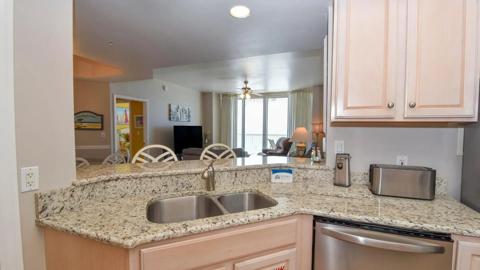 Silver Beach Towers E705 Destin Apartment
